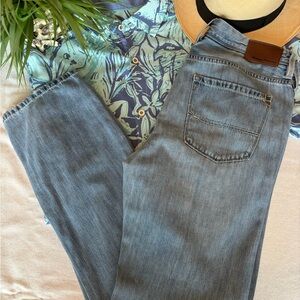 Tommy Bahama Standard  Blue Denim Jeans